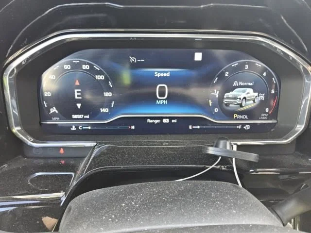 Used 2023 Gray Chevrolet LT image 6