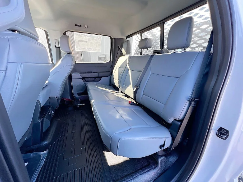New 2026 Oxford White Ford XL image 25