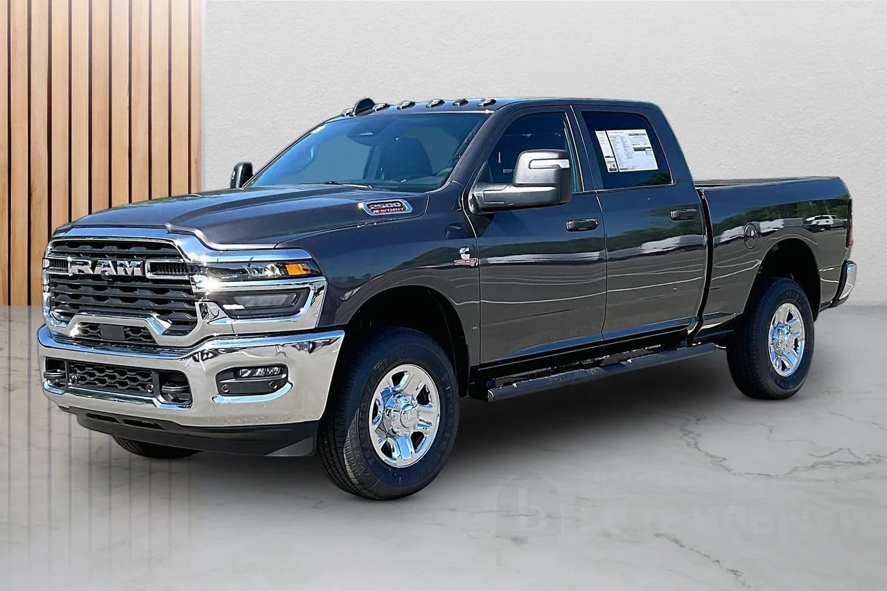 New 2026 Granite Crystal Metallic Clear-Coat Exterior Paint RAM Tradesman image 4