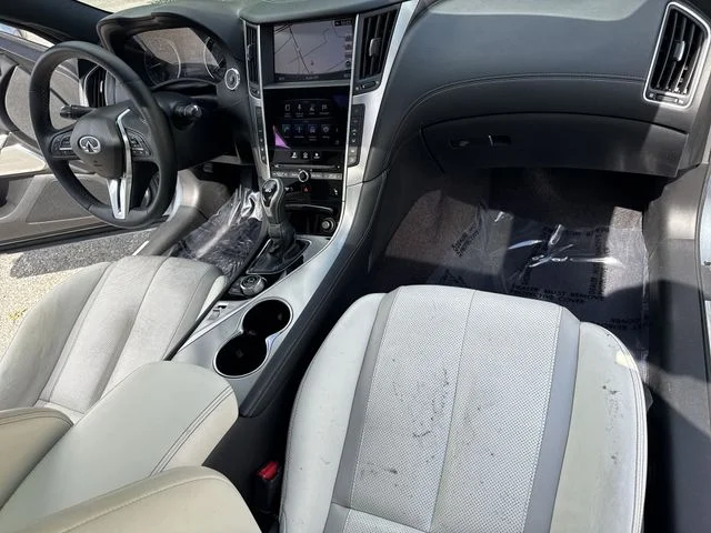 Used 2017 Blue INFINITI 2.0t Premium image 9