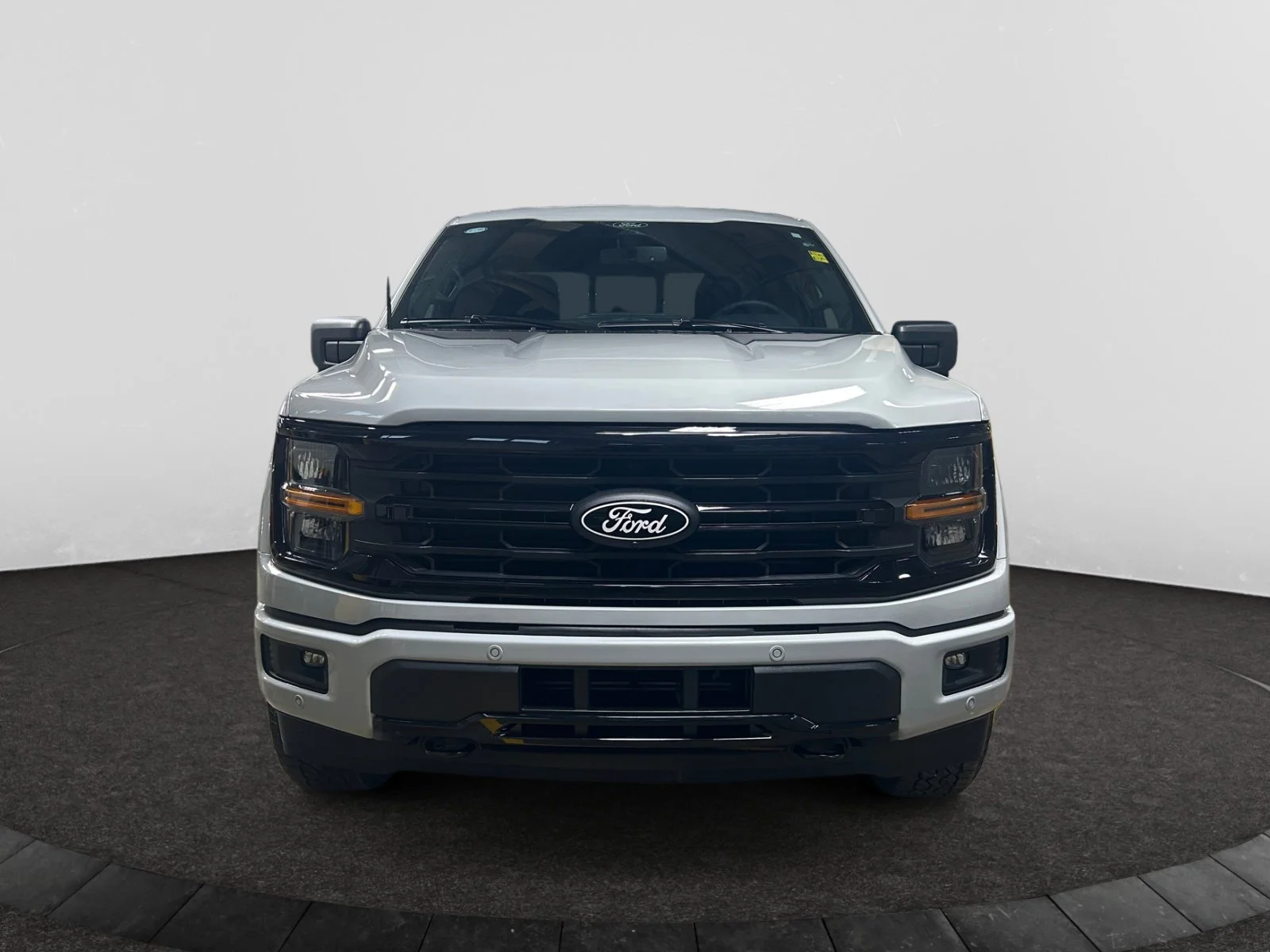 New 2026 Avalanche Ford XLT image 8