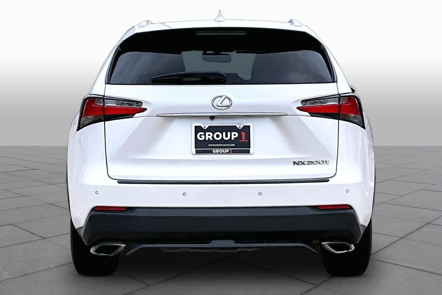 Used 2016 Eminent White Pearl Lexus  image 5