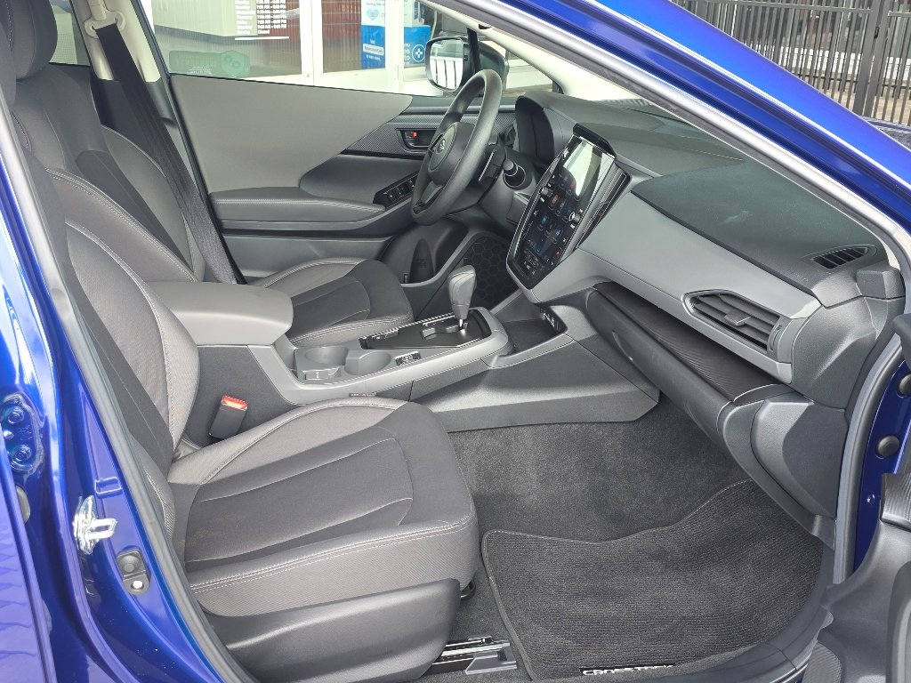 Used 2026 Sapphire Blue Pearl Subaru Premium image 20