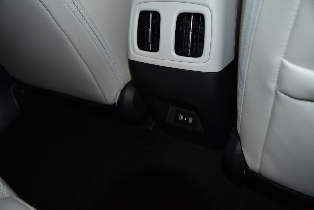 New 2026 Gray Hyundai SEL Premium AWD image 37