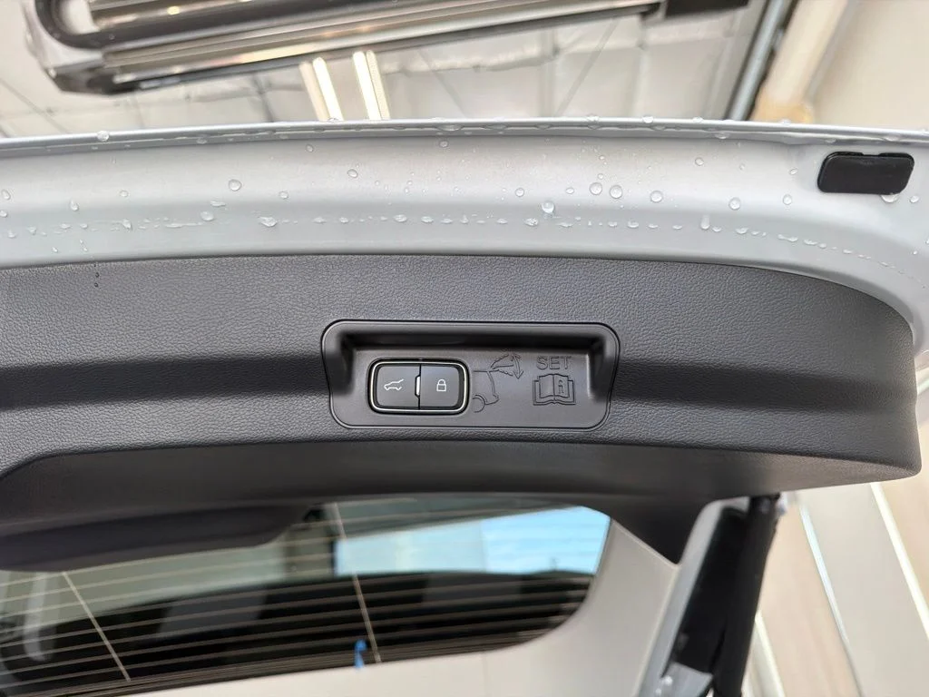 New 2026 Space White Metallic Ford Active image 50