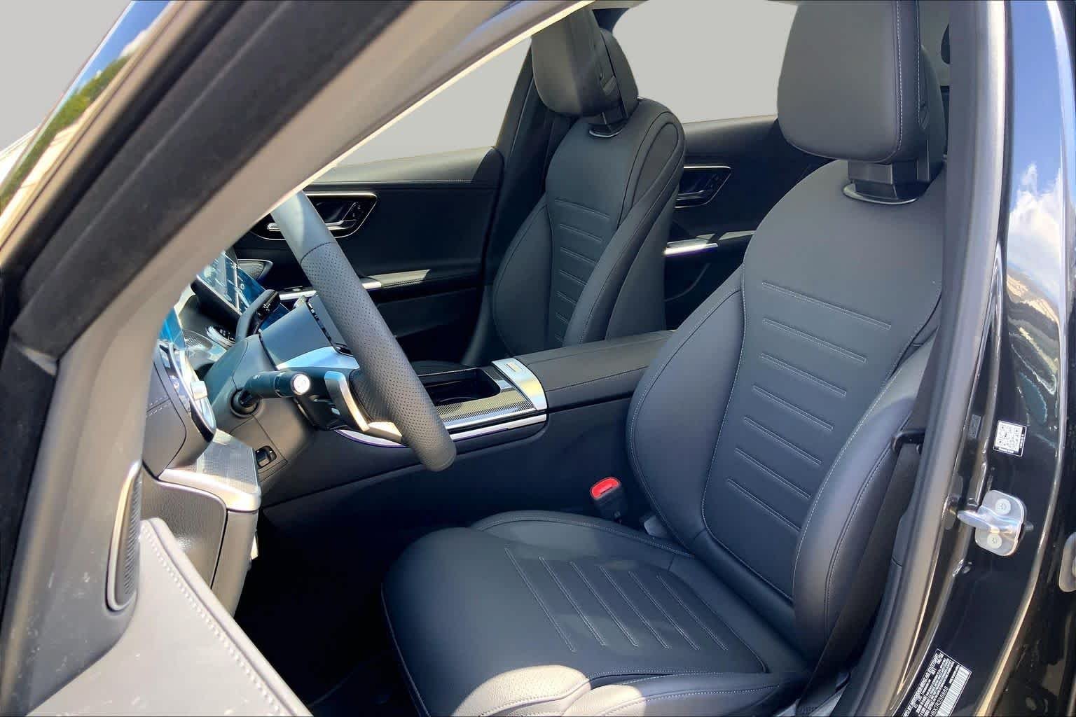 New 2026 Graphite Grey Metallic Mercedes-Benz C 300 image 9