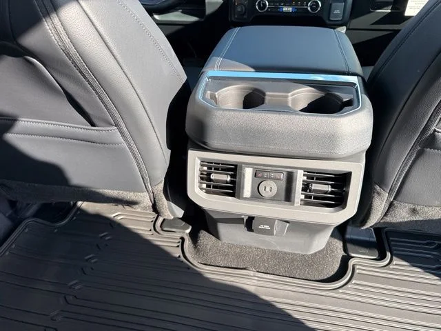 New 2026 Argon Blue Metallic Ford F-350® Lariat® image 31
