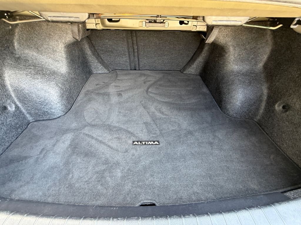 Used 2025 Gray Nissan 2.5 SV image 19