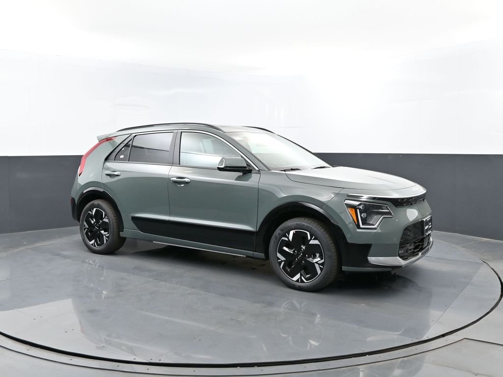 New 2026 Cityscape Green Kia WAVE image 3