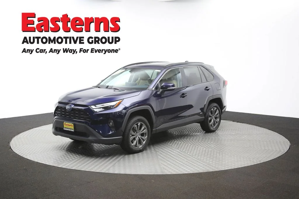 Used 2024 Blue Toyota XLE Premium image 60