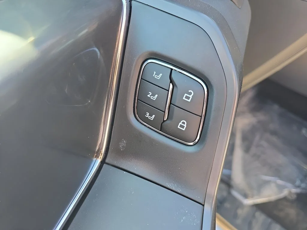 New 2025 Iconic Silver Metallic Ford Lariat® image 12