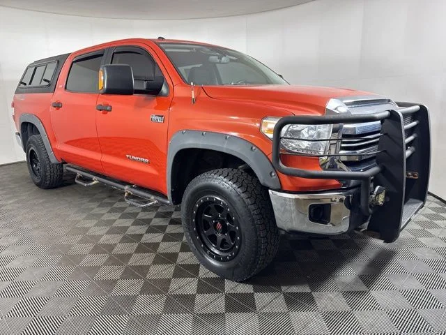 2017 Toyota Tundra SR5 5.7L 4WD Crew Max Short Bed's photo
