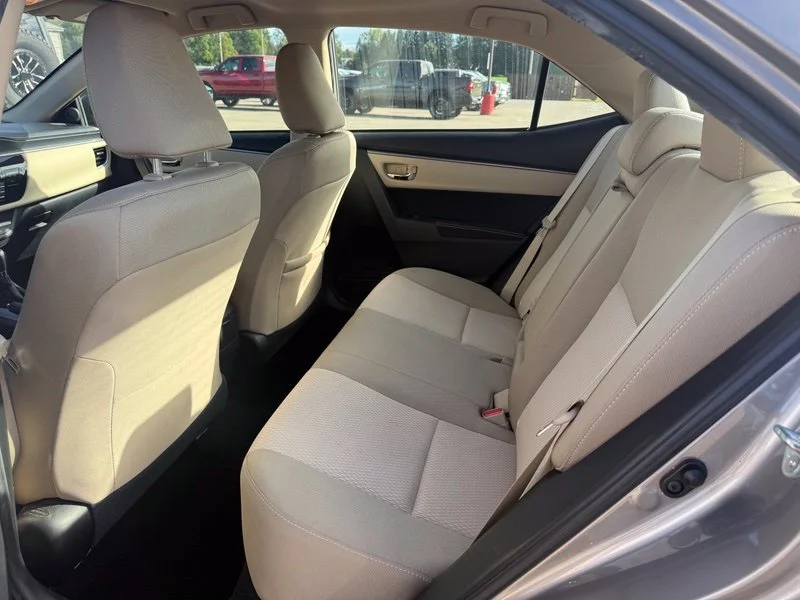 Used 2015 Brown Toyota LE image 4