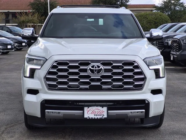 New 2026 Wind Chill Pearl <sup>1</sup> Toyota  Capstone image 2