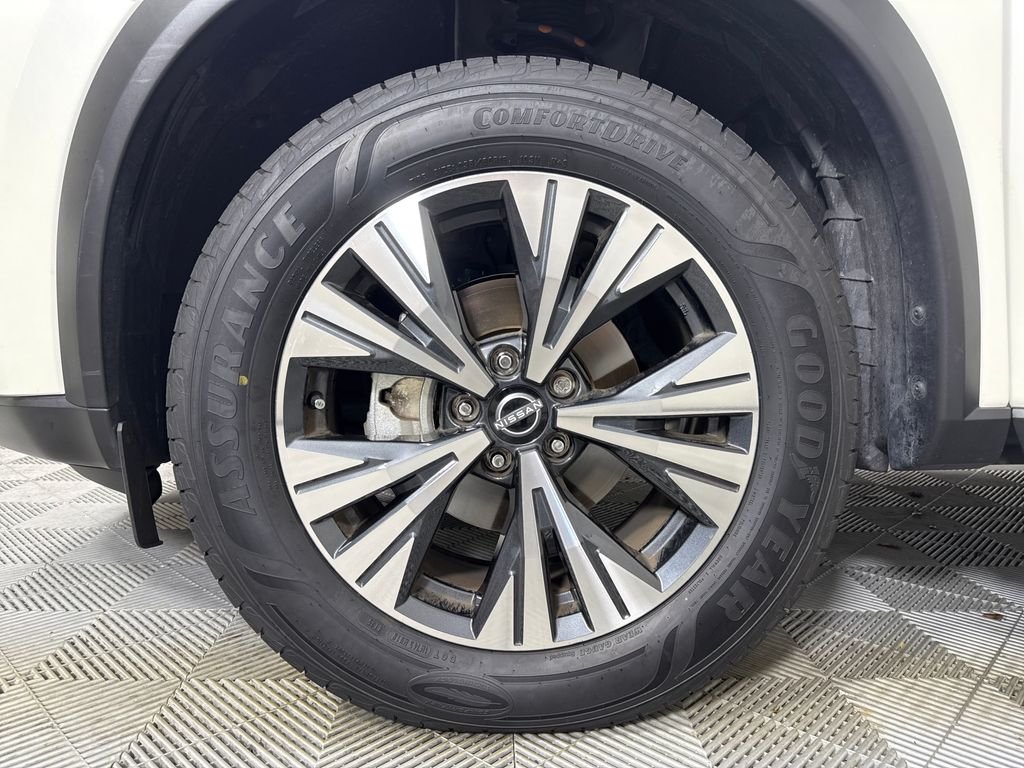 2023 Nissan Rogue SV - Photo 23
