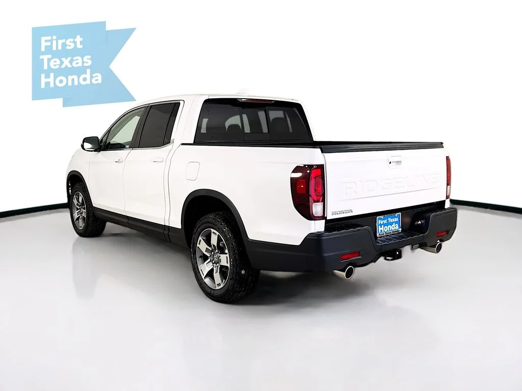 New 2026 Platinum White Pearl Honda RTL image 6