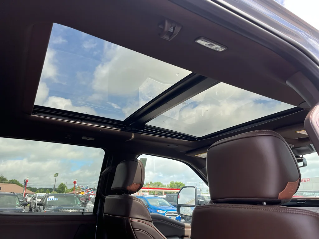 New 2026 Glacier Gray Metallic Tri-Coat Ford F-250® King Ranch® image 28