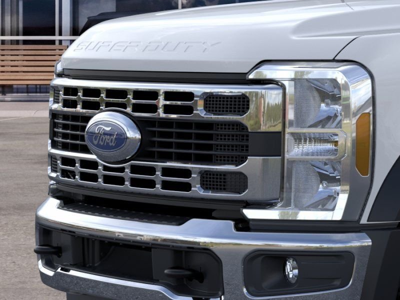 2026 Ford F-600 Super Duty Chassis Cab XLT - Photo 17