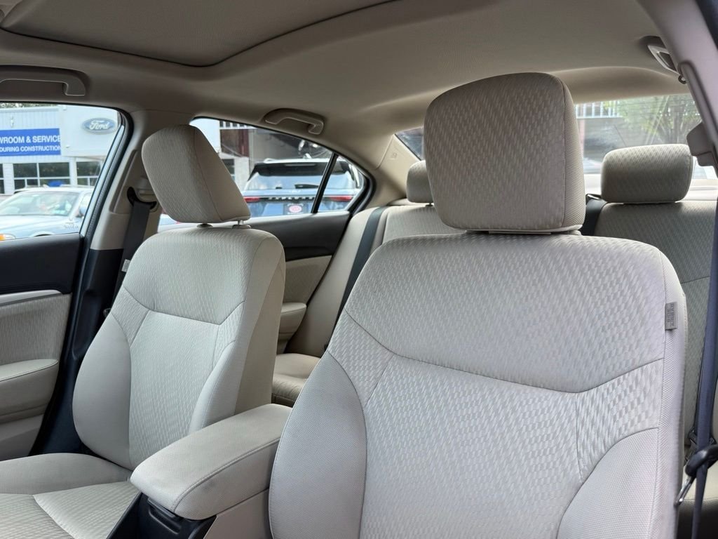Used 2015 Taffeta White Honda EX image 24