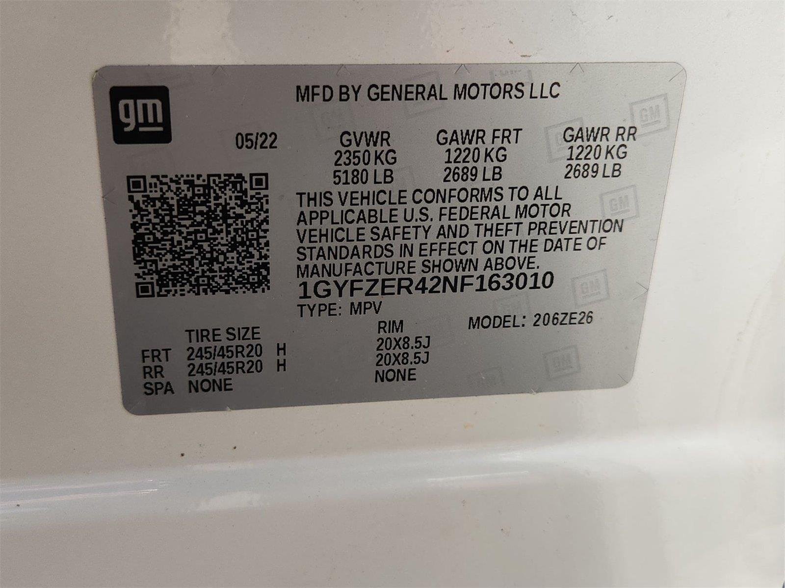 2022 Cadillac XT4 FWD Sport White at Gerry Lane Buick GMC