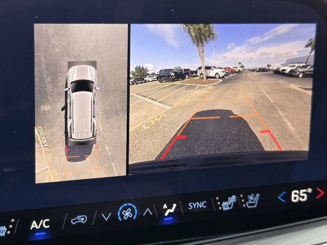 New 2027 Summit White Chevrolet LT image 20