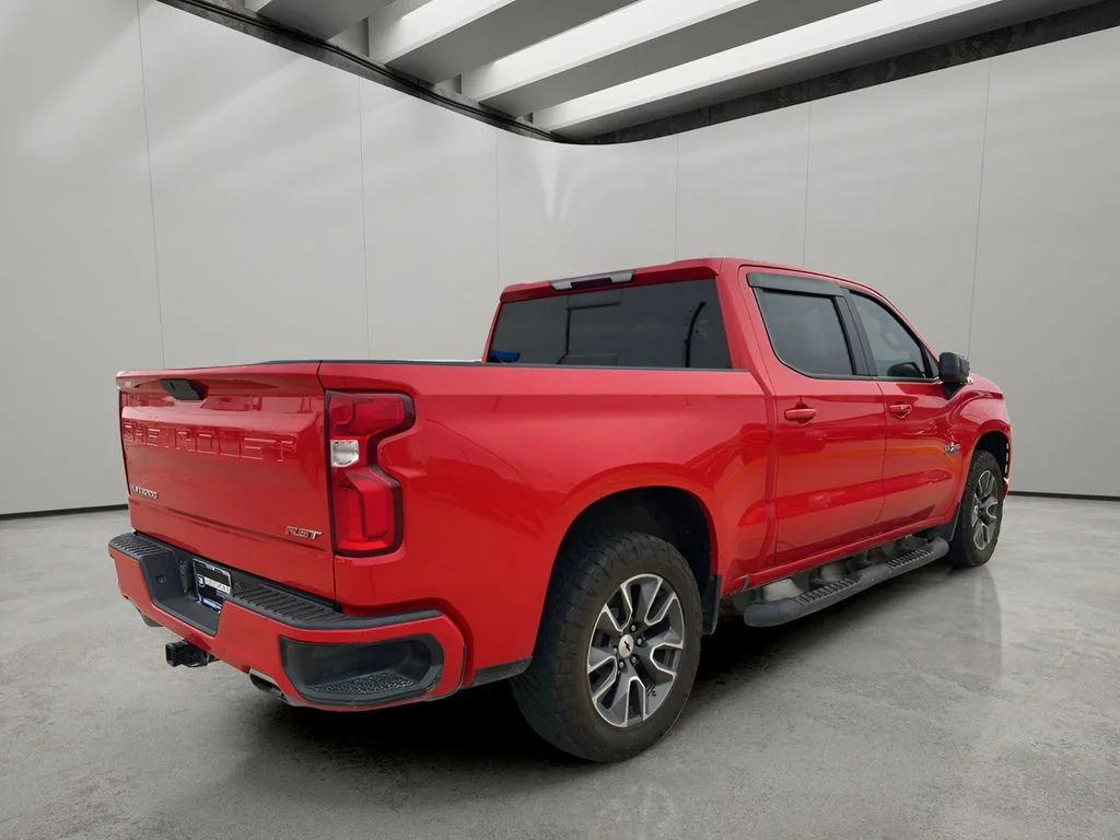 Used 2021 Red Hot Chevrolet RST Texas Edition Plus image 6