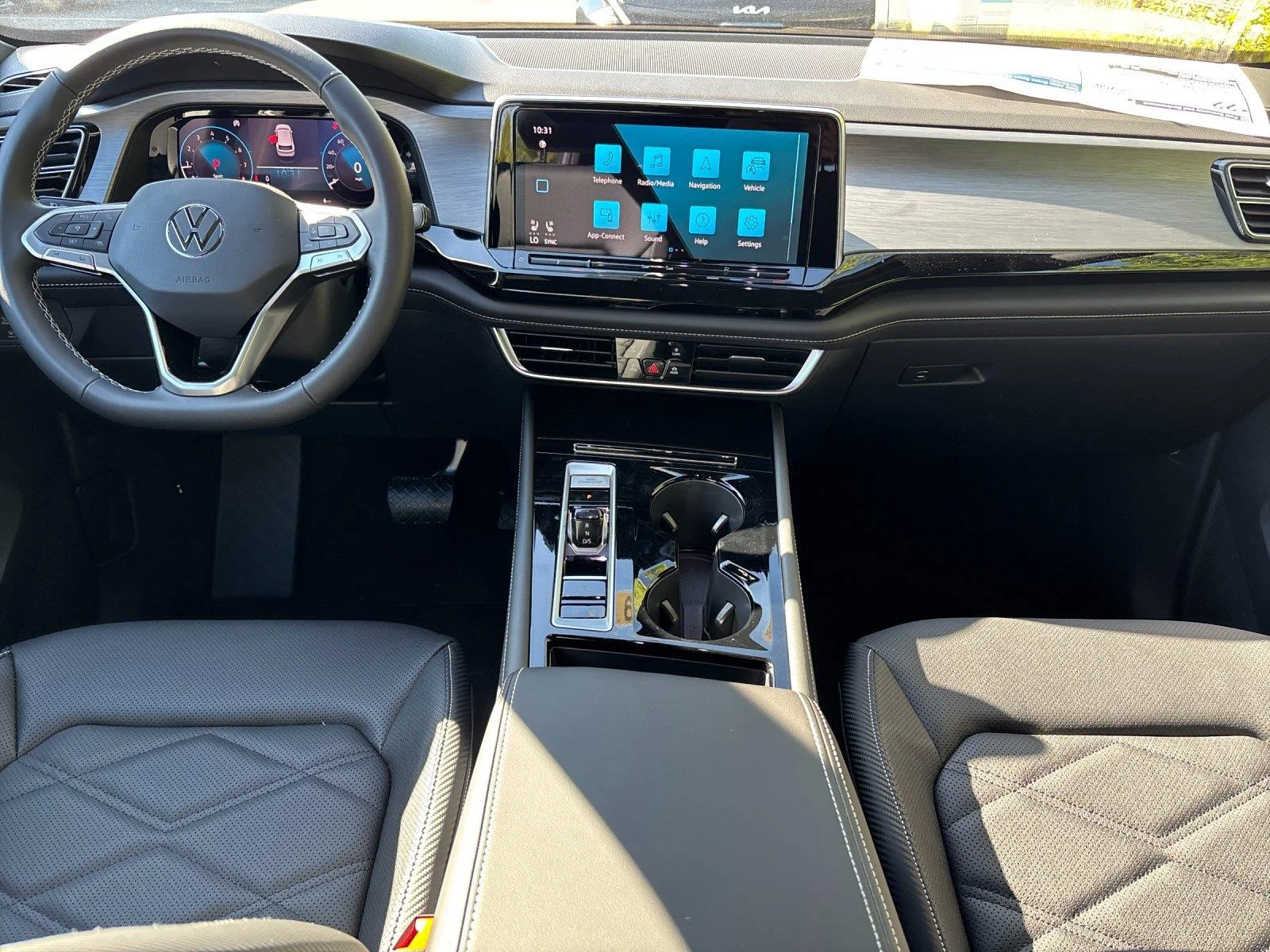 New 2026 Pure Gray Volkswagen 2.0T SE w/Technology image 33
