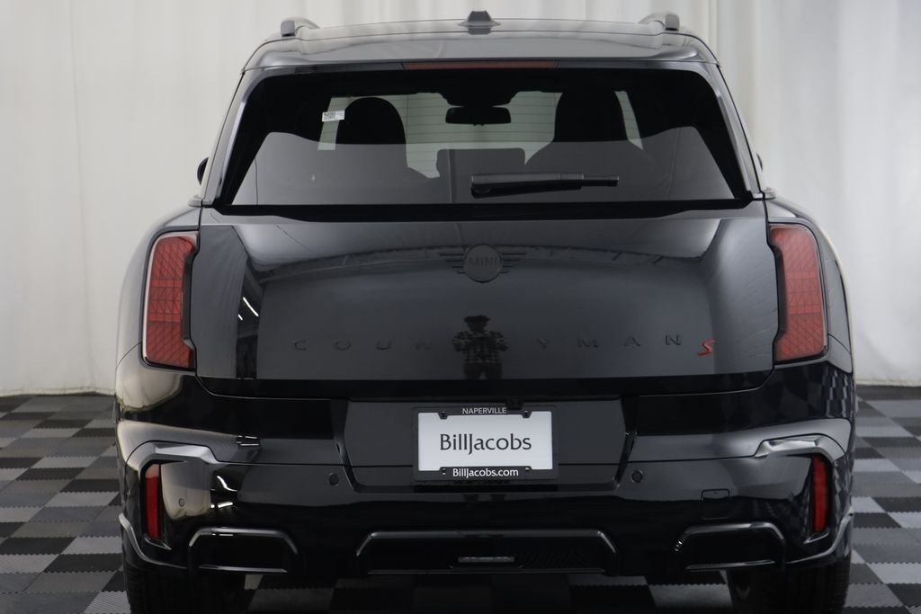 New 2026 Midnight Black MINI Iconic image 17