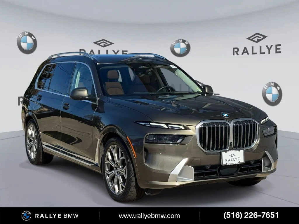 2024 BMW X7 40i