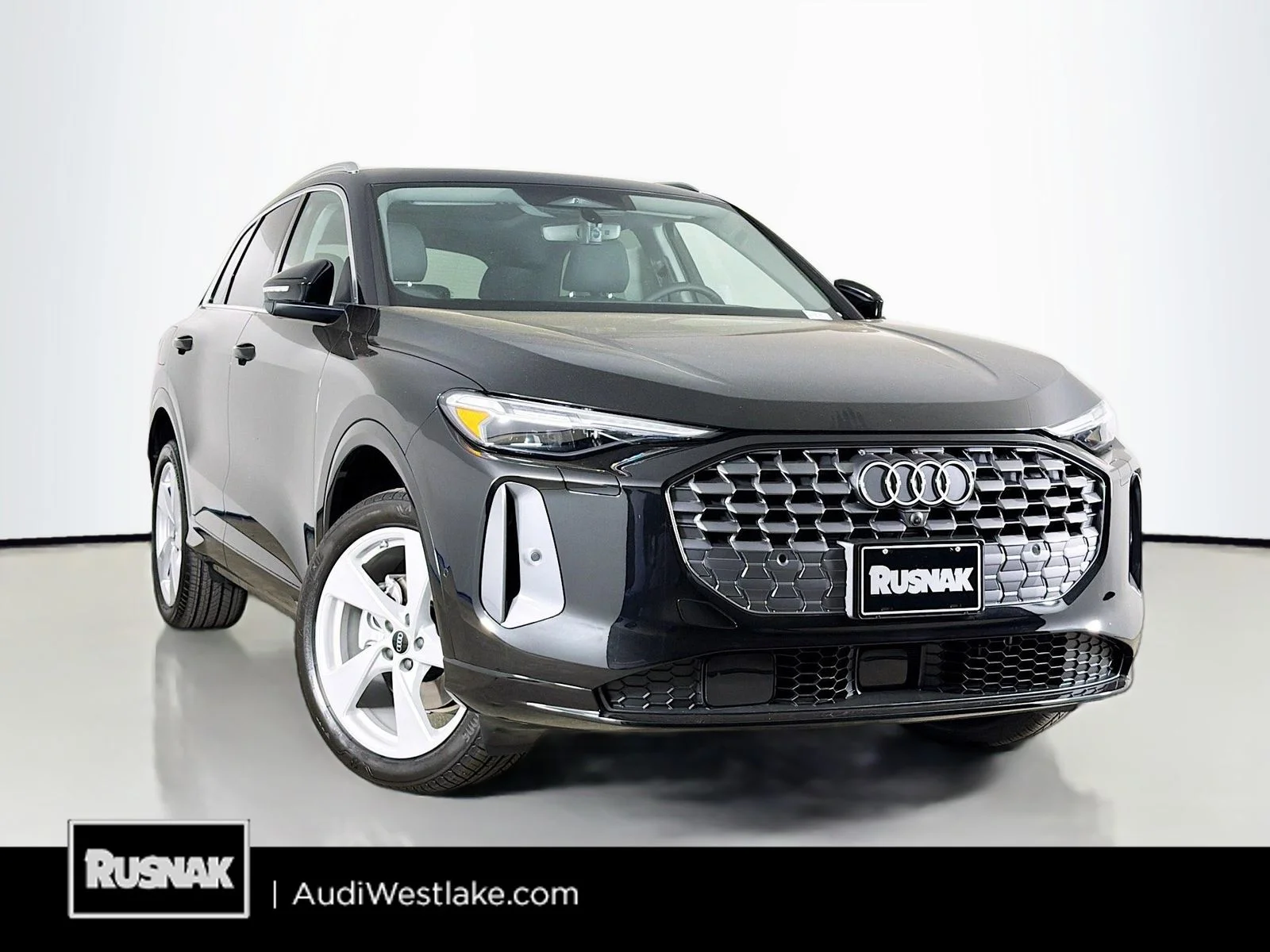 New 2026 Audi Q5 2.0T Premium Plus quattro 4D Sport Utility