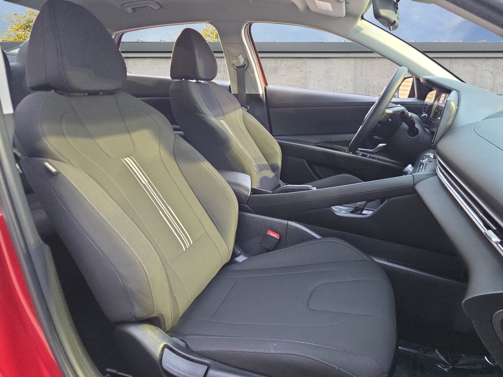 2024 Hyundai Elantra SEL - Photo 15