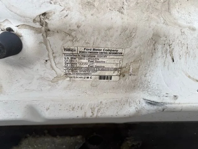 Used 2024 Oxford White Ford XLT image 4