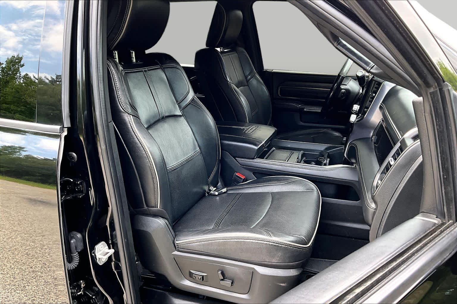 Used 2021 Diamond Black Crystal Pearlcoat Ram Limited image 8
