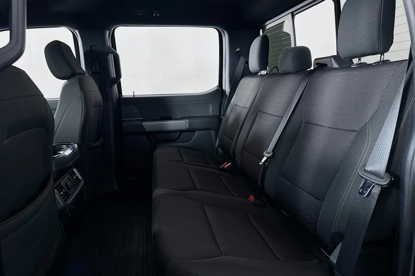 Used 2025 ANTIMATTER BLUE Ford XLT image 8