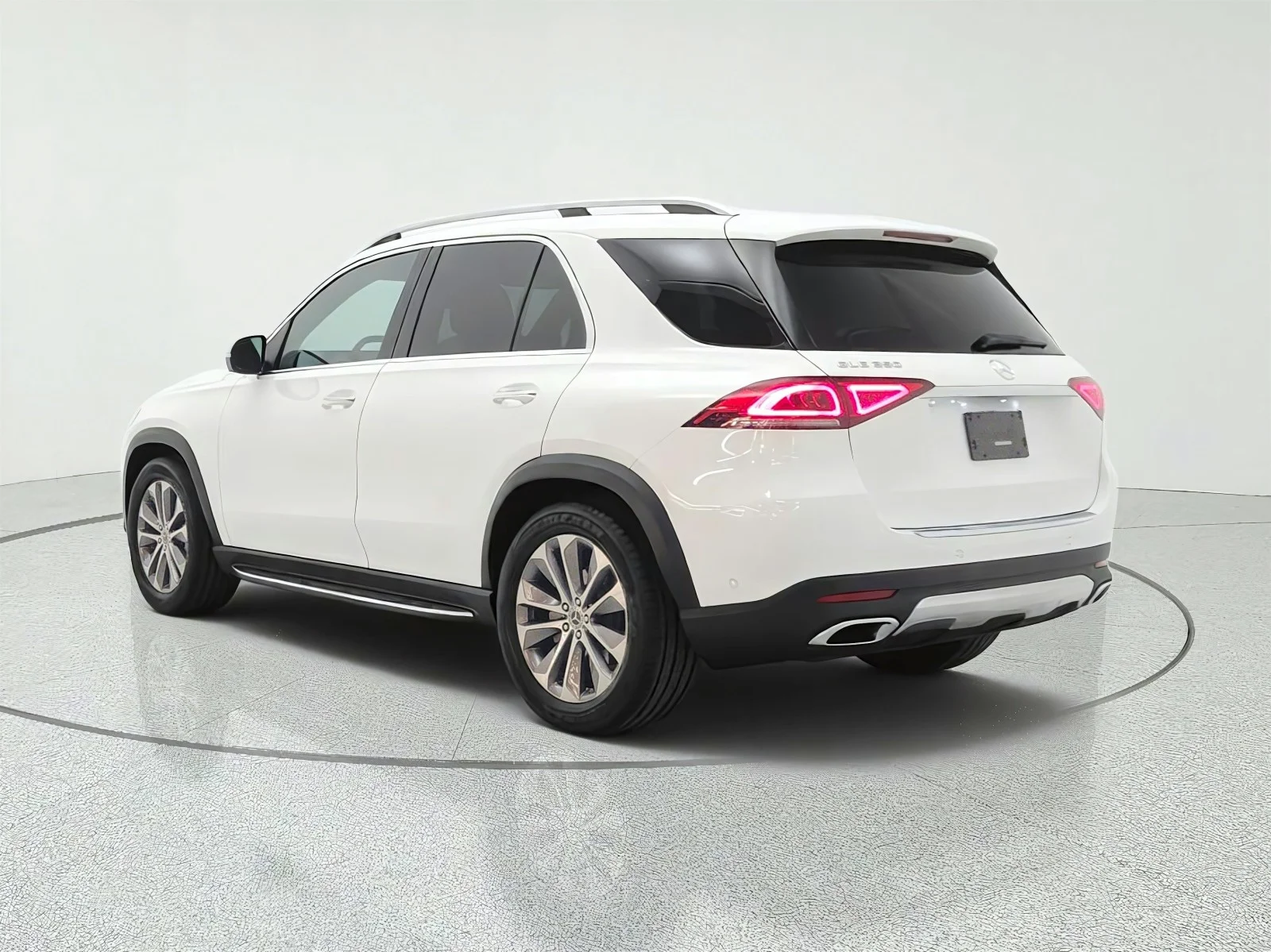 Used 2023 Polar White Mercedes-Benz GLE 350 SUV image 7