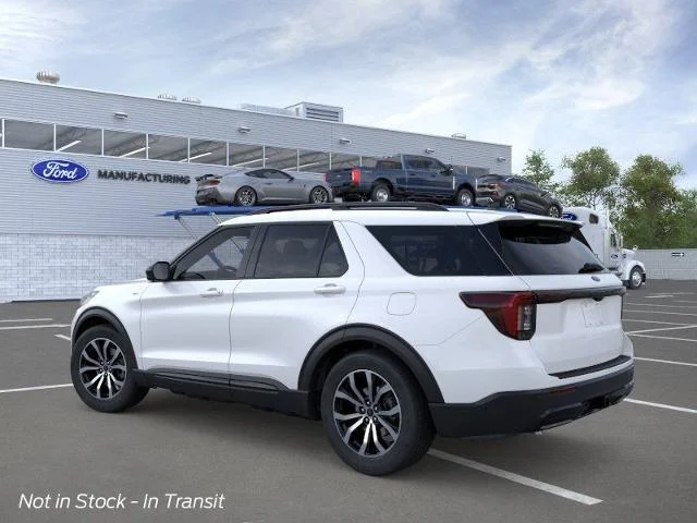 New 2026 Star White Metallic Tri-Coat Ford ST-Line image 30