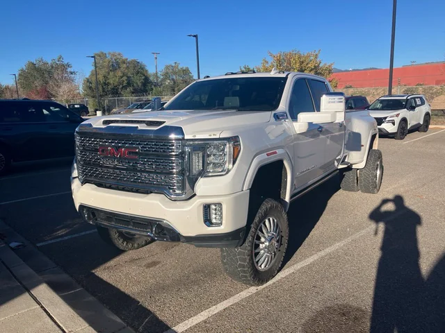 2022 GMC Sierra 3500HD Denali