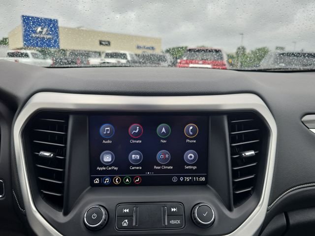 Used 2020 Silver GMC SLT image 16