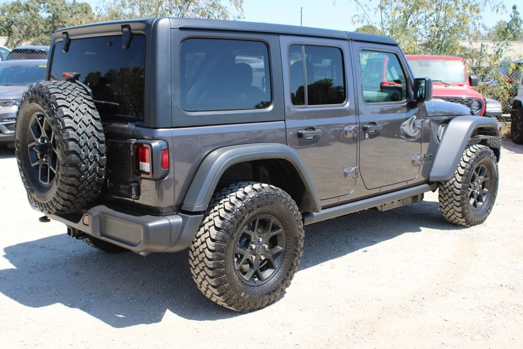 New 2026 Granite Crystal Metallic Clearcoat Jeep Willys image 4