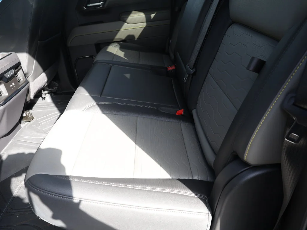 Used 2024 Gray Chevrolet ZR2 image 19