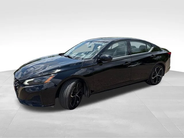 Used 2023 Black Nissan 2.5 SR image 4