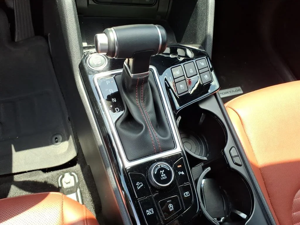 Used 2025 Wolf Gray Kia SX-Prestige image 22