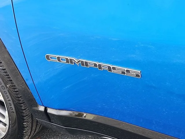Used 2023 Blue Jeep Limited image 30
