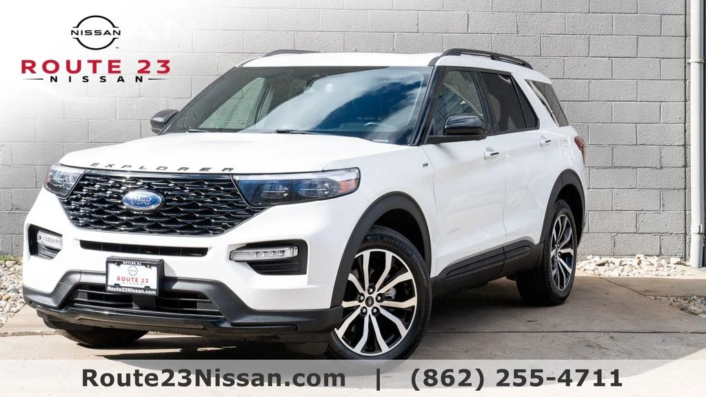 2022 Ford Explorer ST-LINE 4WD's photo