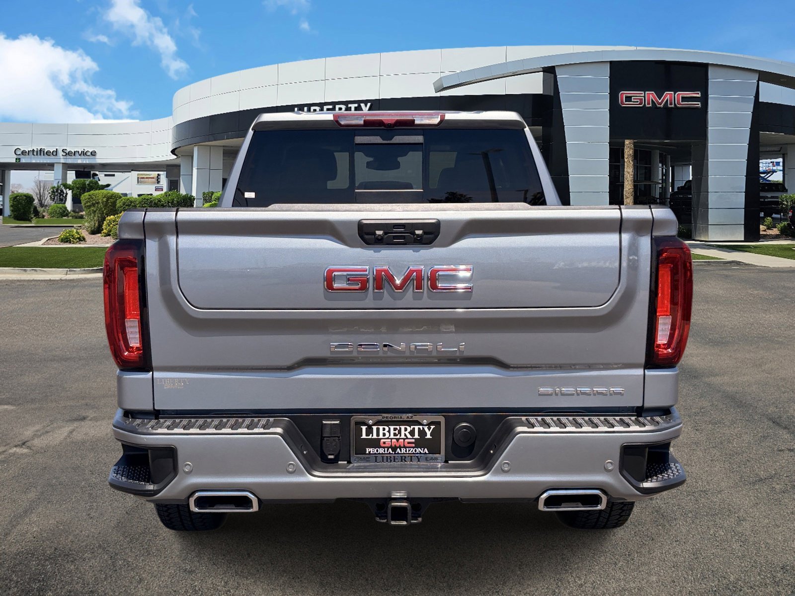 Used 2025 Sterling Metallic GMC Denali image 25