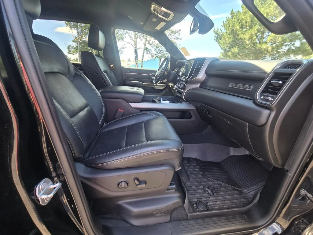 Used 2019 Diamond Black Ram Rebel image 12
