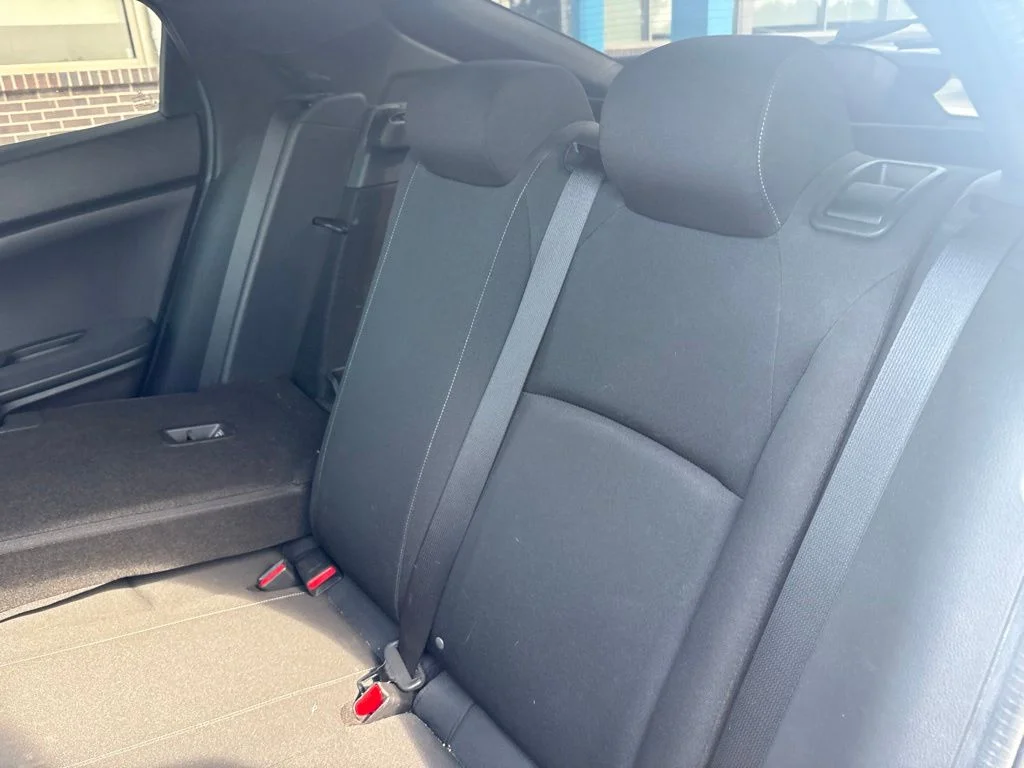 Used 2018 Silver Honda LX image 40