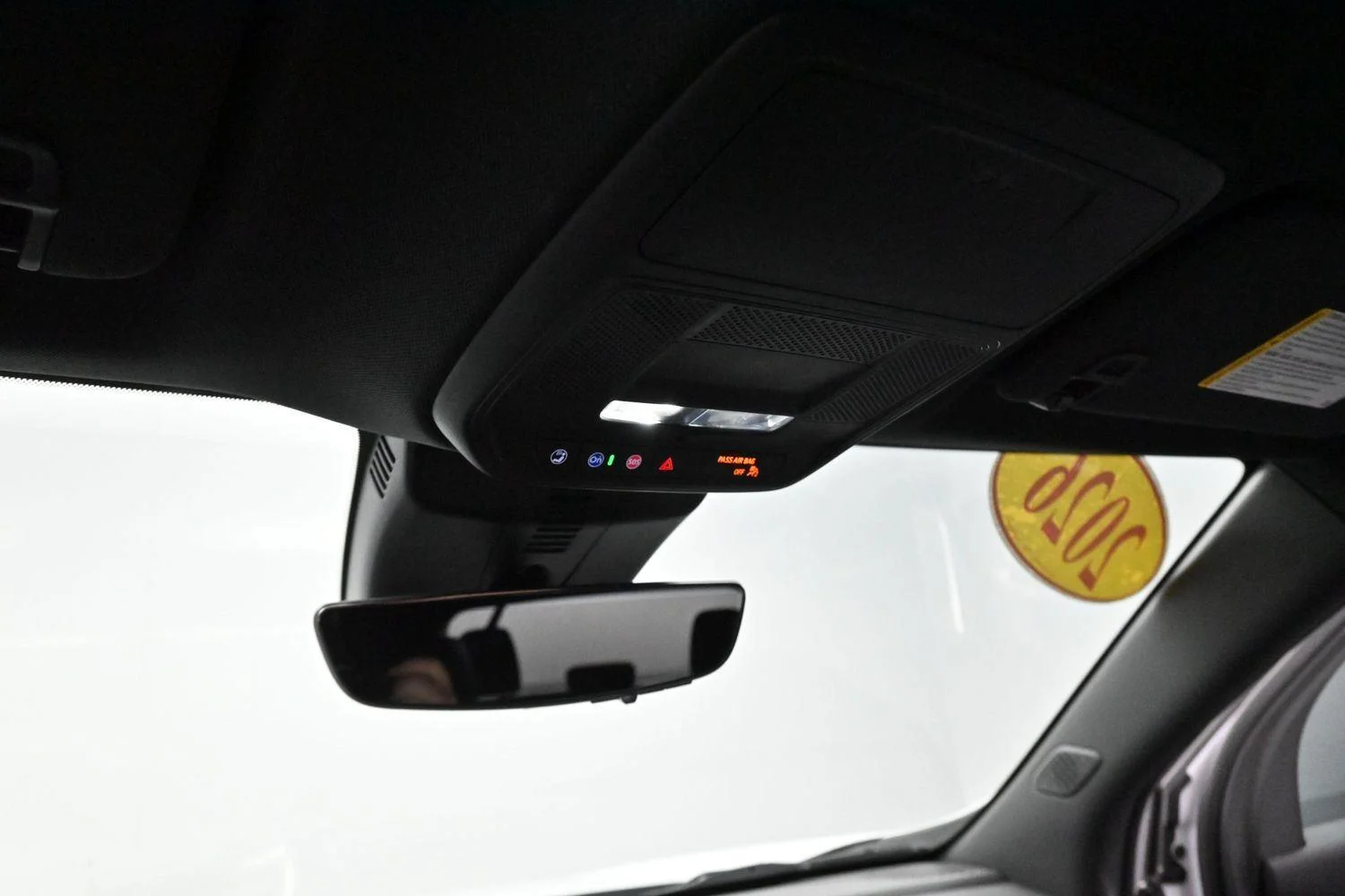 Used 2026 Summit White GMC Elevation image 28