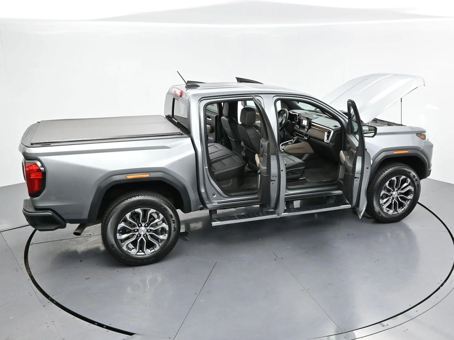 Used 2023 Sterling Metallic GMC Denali image 42