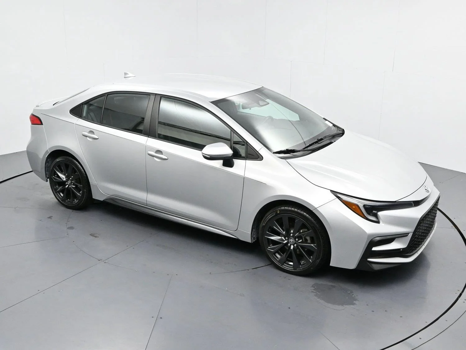Used 2023 Silver Toyota SE image 32